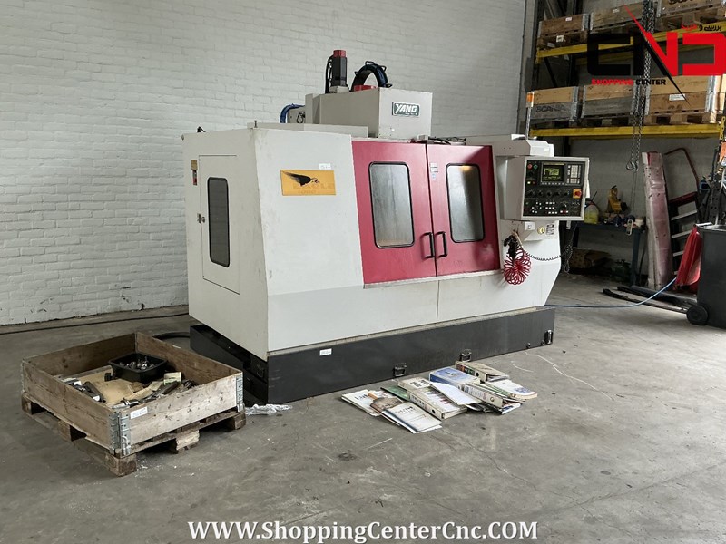 دو عدد فرز سی ان سی سه محور YANG SMV 1000 ساخت تایوان